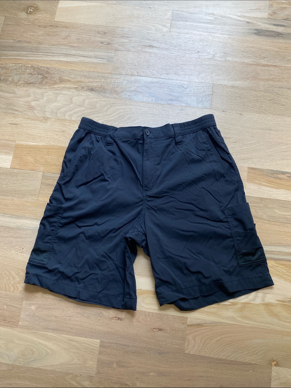 Magellan Outdoors Black Men's Cargo Shorts